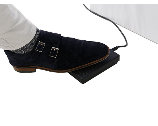 Foot pedal Lamino & Medseal® MSI(D)(V) - Lamino and Medseal® MSI(D)(V) foot control switch to start the seal cycle while keeping both hands free to guide your product between the seal bars. Durably constructed to ensure an effortless packaging process and long-lasting ease-of-use. 