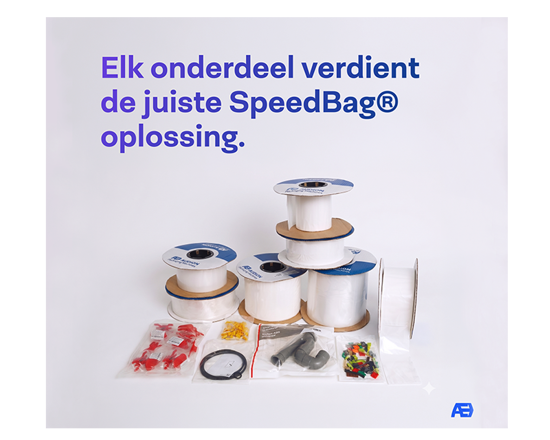 SpeedBags® Clear LDPE - Hoogwaardige voor-geopende zakken op rol. De zakken zijn voorgeperforeerd, aan de onderkant gesloten met een seal en aan de bovenkant open, zodat ze gemakkelijk gevuld kunnen worden. SpeedBags® zijn compatibel met bijna alle automatische verpakkingsmachines die voorgeopende zakken op rol gebruiken. Verkrijgbaar in een groot aantal formaten en foliematerialen. Opmerking: op Speedbags geldt een volumekorting vanaf 25.000 zakken.